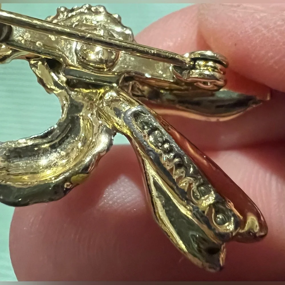 Vintage Gerry's Enamel Bumble Bee Brooch Pin Yellow Jacket Hornet Wasp Insect